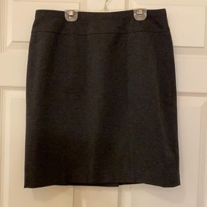 Ellen Tracy Stretchy Grey Pencil Skirt